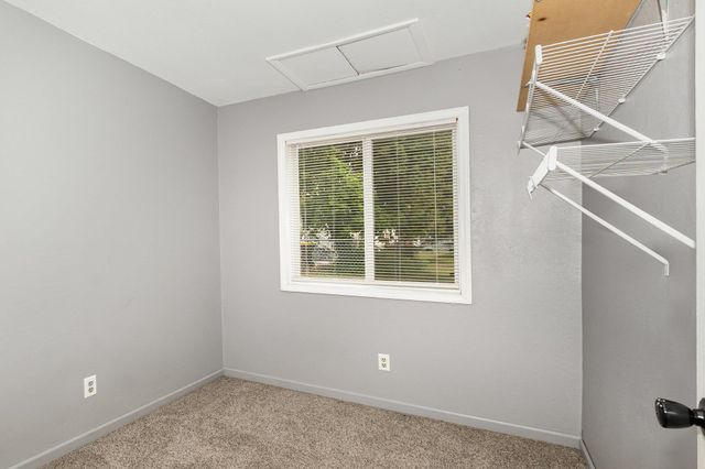 805 S Douglas Drive, Mount Pleasant, MI 48858