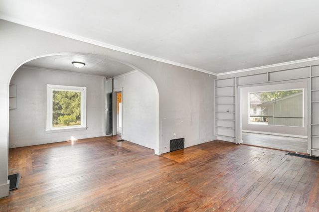 805 S Douglas Drive, Mount Pleasant, MI 48858