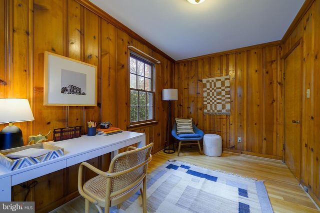 2625 S HAYES ST, Arlington, VA 22202