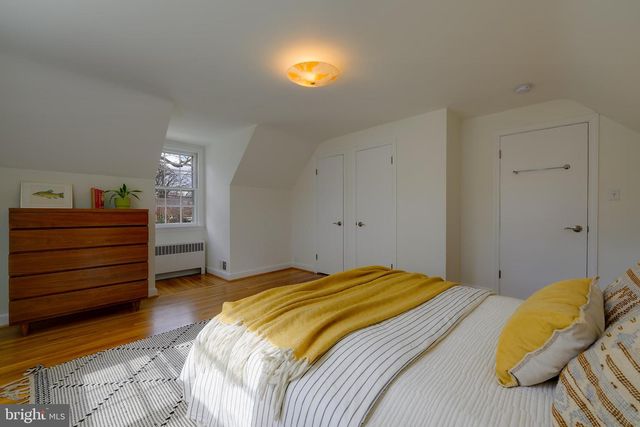 2625 S HAYES ST, Arlington, VA 22202