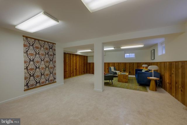 2625 S HAYES ST, Arlington, VA 22202