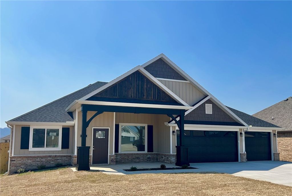 662 Summer Lane, Prairie Grove, AR 72753