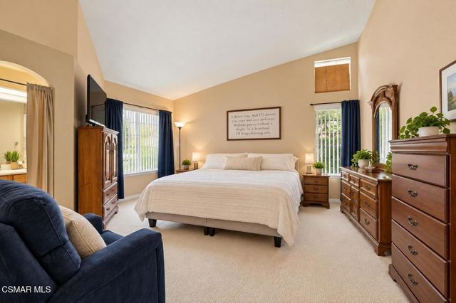 330 Country Club Drive A, Simi Valley, CA 93065
