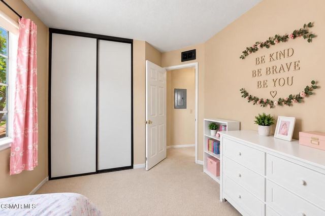 330 Country Club Drive A, Simi Valley, CA 93065