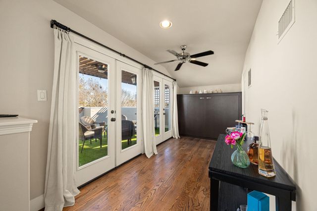 821 Lester Street, Houston, TX 77007