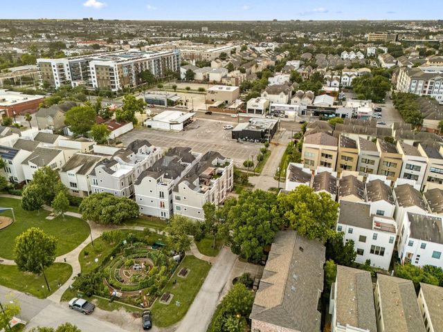 821 Lester Street, Houston, TX 77007