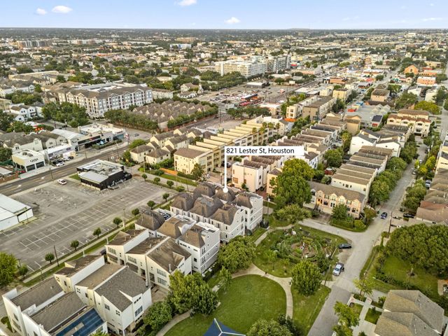 821 Lester Street, Houston, TX 77007