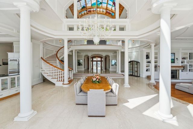 189 Upper Springs Road, Stowe, VT 05672