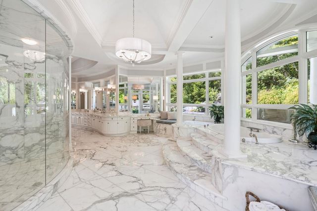 189 Upper Springs Road, Stowe, VT 05672