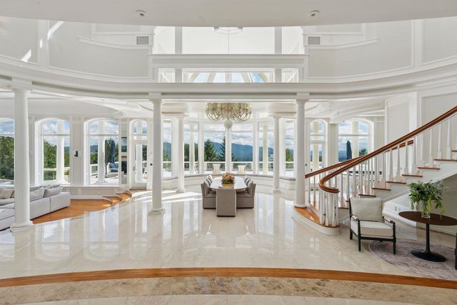 189 Upper Springs Road, Stowe, VT 05672