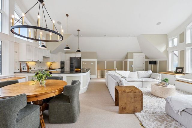 189 Upper Springs Road, Stowe, VT 05672