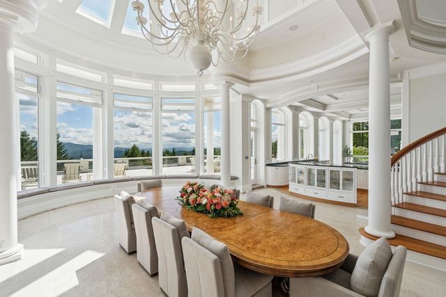 189 Upper Springs Road, Stowe, VT 05672