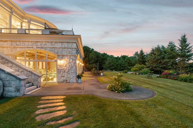 189 Upper Springs Road, Stowe, VT 05672