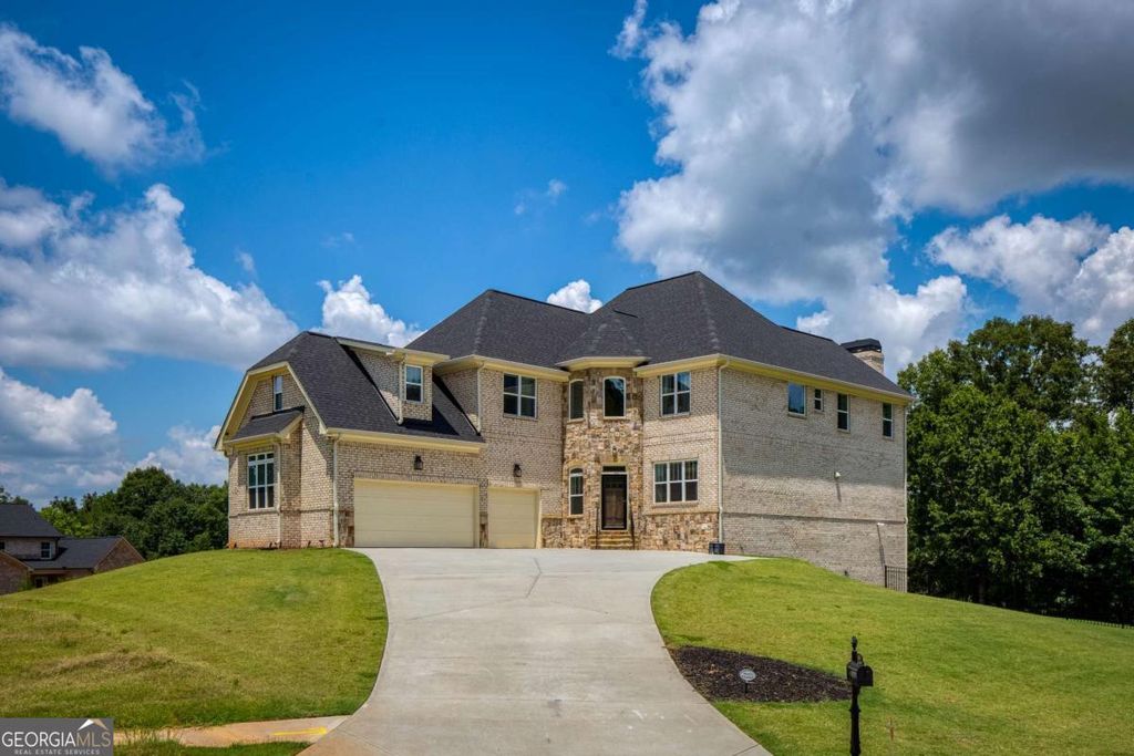 4834 Neal Ridge, Atlanta, GA 30349