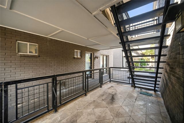 10109 Regal Park Lane 117, Dallas, TX 75230