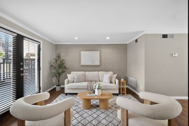 10109 Regal Park Lane 117, Dallas, TX 75230