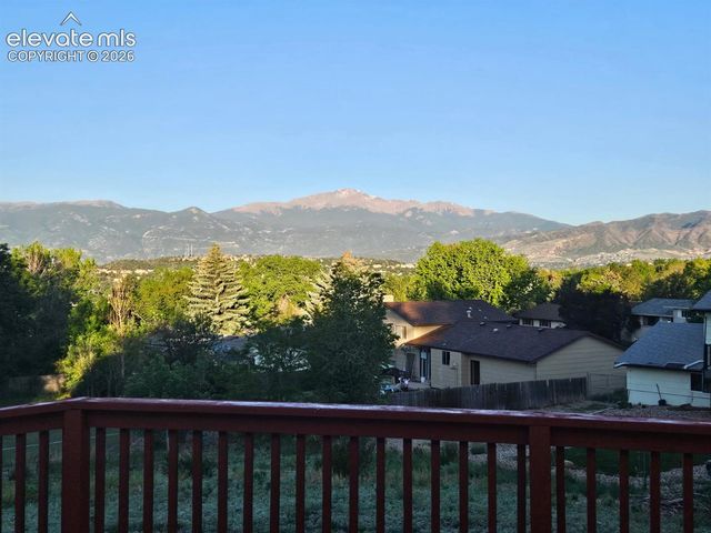 5260 Redondo Circle, Colorado Springs, CO 80918