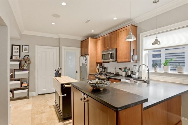 200 South Street 3, Boston, MA 02130