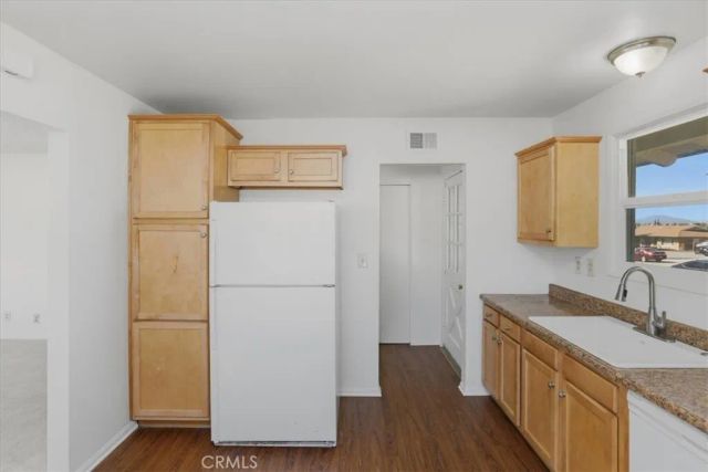 7471 Dunkirk, Highland, CA 92346