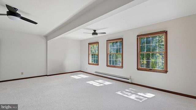 2425 HARPOON DR, Stafford, VA 22554