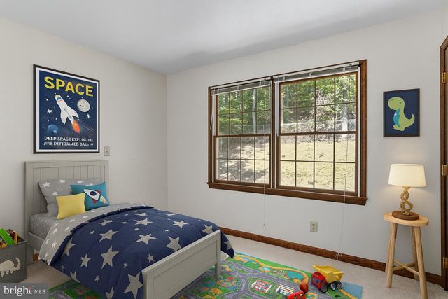 2425 HARPOON DR, Stafford, VA 22554