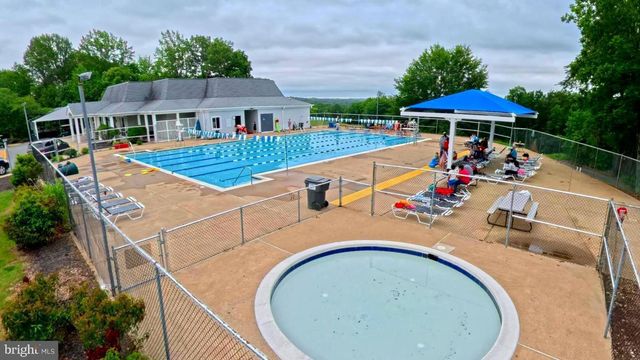 2425 HARPOON DR, Stafford, VA 22554