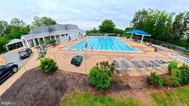 2425 HARPOON DR, Stafford, VA 22554