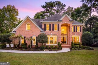 720 Vinings Estates Drive SE, Smyrna, GA 30126