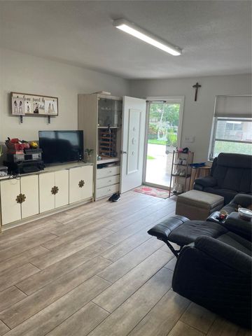 4401 NW 43 Avenue, Tamarac, FL 33319