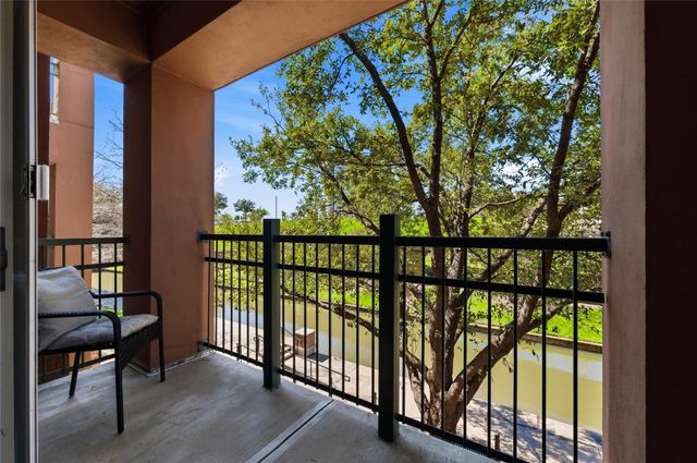 330 Las Colinas Boulevard E 236, Irving, TX 75039