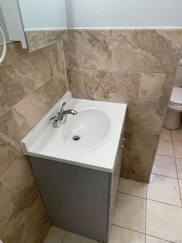 145 E 95th Street 2, Brooklyn, NY 11212