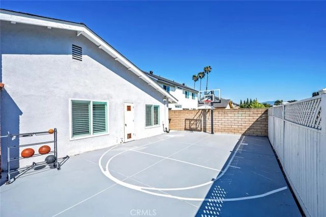 4938 E Glenview, Anaheim, CA 92807