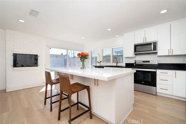 4938 E Glenview, Anaheim, CA 92807