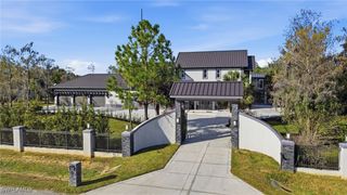 3585 33rd AVE NE, Naples, FL 34120