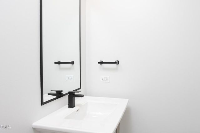 115 W Morris Street 2007, Durham, NC 27701