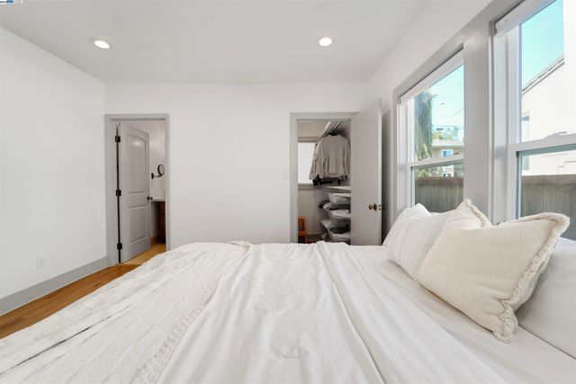 2700 26Th Ave, Oakland, CA 94601