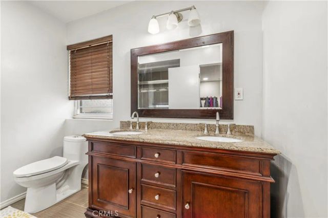 8511 Canterbury, Sun Valley, CA 91352
