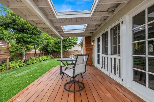 8511 Canterbury, Sun Valley, CA 91352