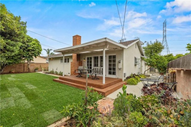 8511 Canterbury, Sun Valley, CA 91352