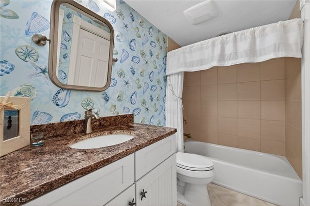 431 Bella Vista WAY E, Sanibel, FL 33957