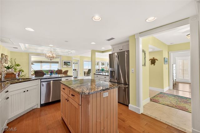 431 Bella Vista WAY E, Sanibel, FL 33957