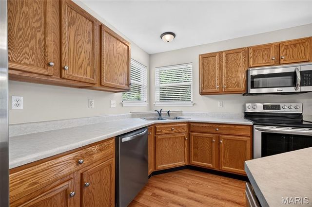 2052 Peine Forest Drive, Wentzville, MO 63385