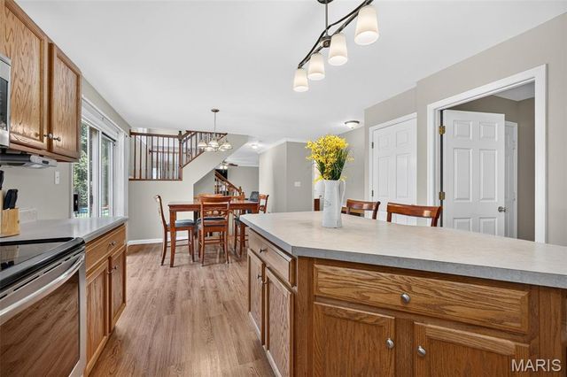 2052 Peine Forest Drive, Wentzville, MO 63385