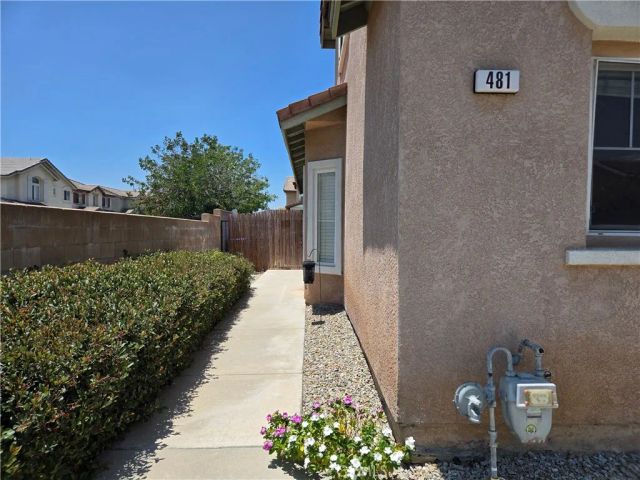481 N Pinewood, Upland, CA 91786