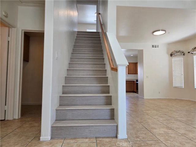 481 N Pinewood, Upland, CA 91786