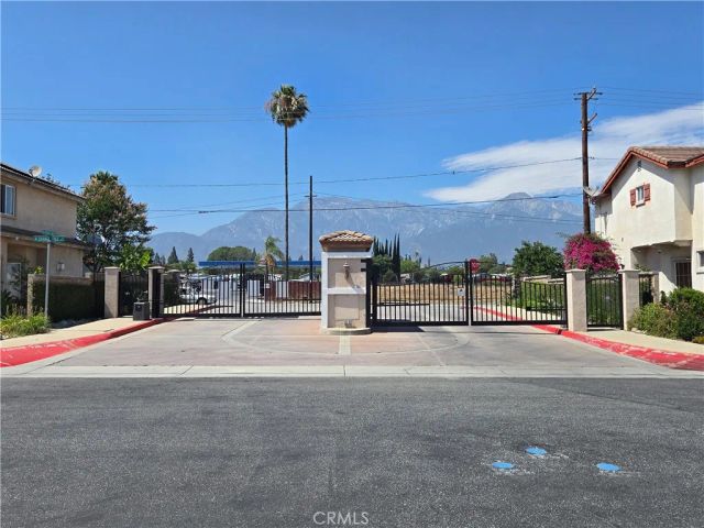 481 N Pinewood, Upland, CA 91786