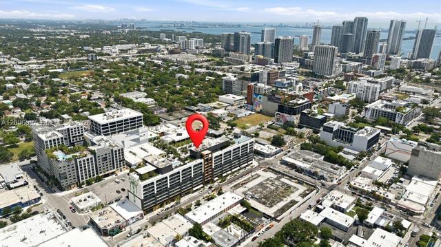 2700 NW 2 238, Miami, FL 33127