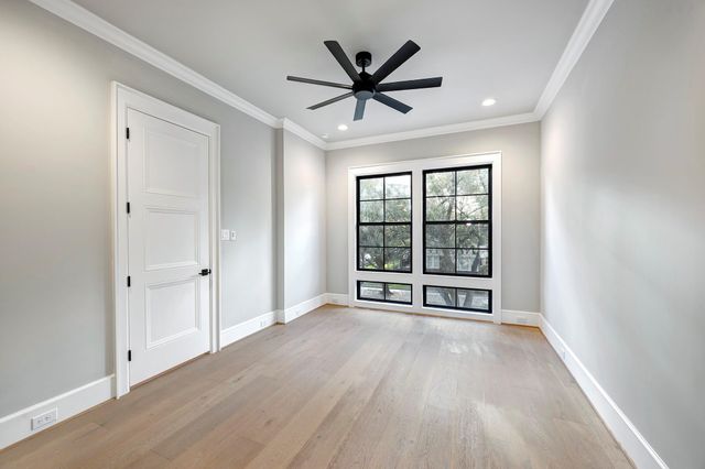 4819 Mandell Street, Houston, TX 77006