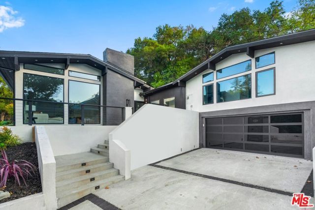 3873 Royal Woods Drive, Sherman Oaks, CA 91403
