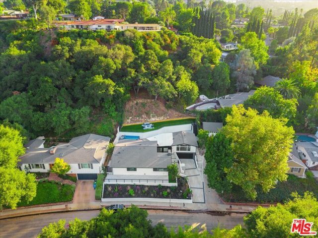 3873 Royal Woods Drive, Sherman Oaks, CA 91403